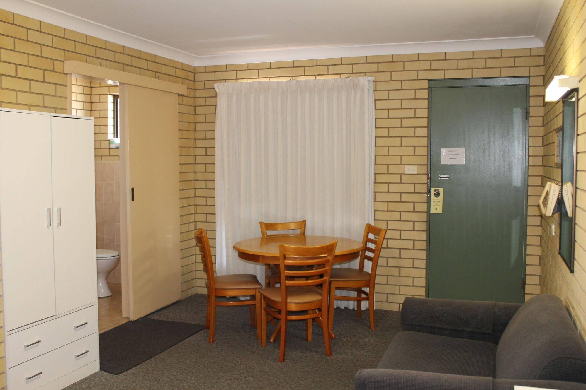 coast inn motel