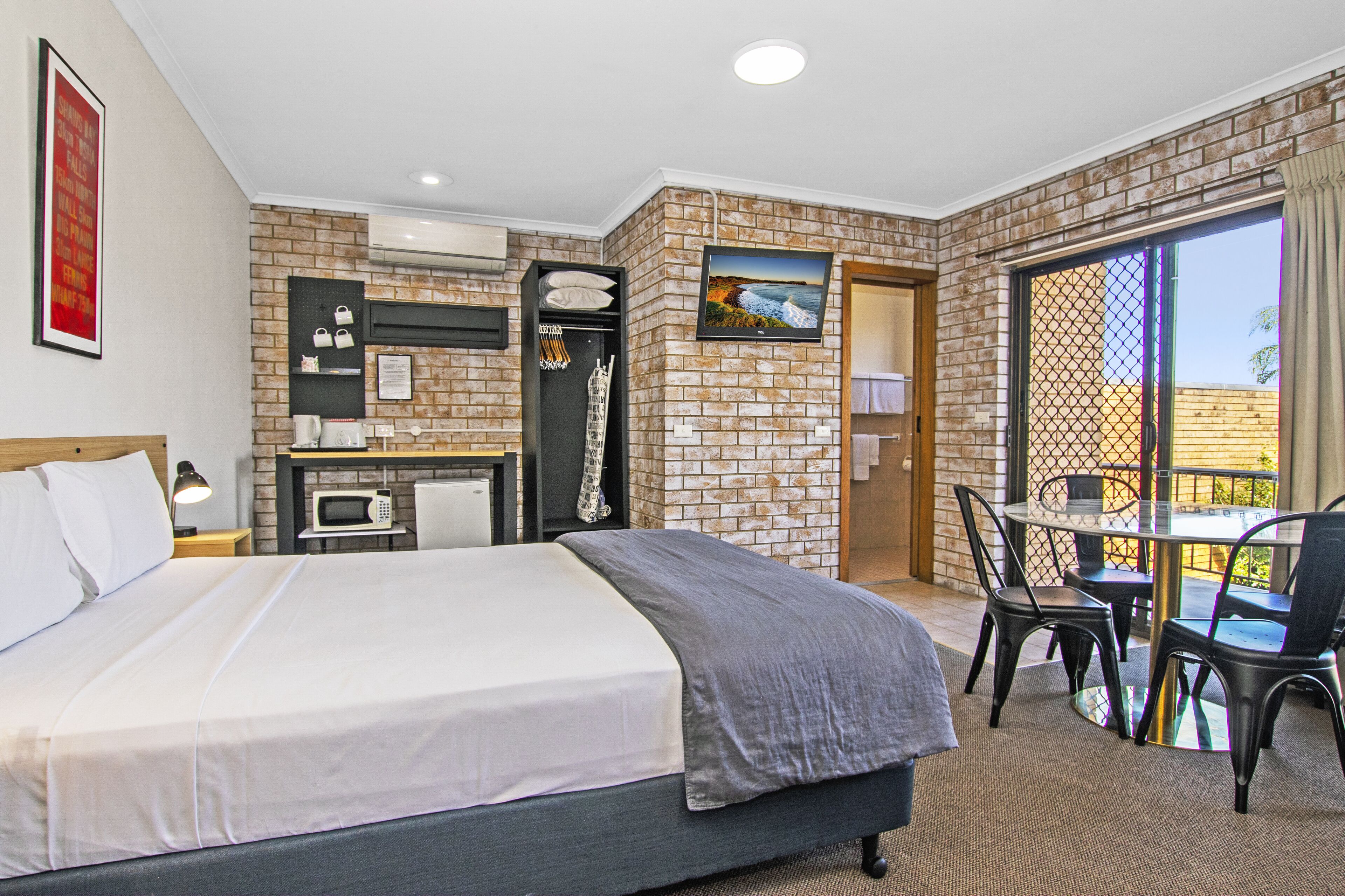 River Street Motel