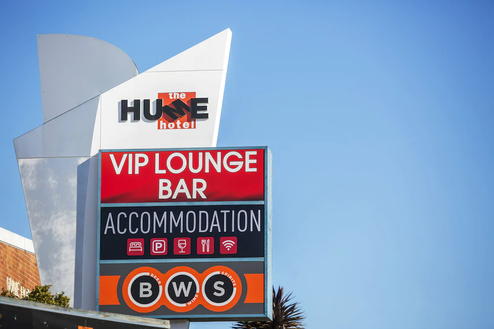 Nightcap at Hume Hotel