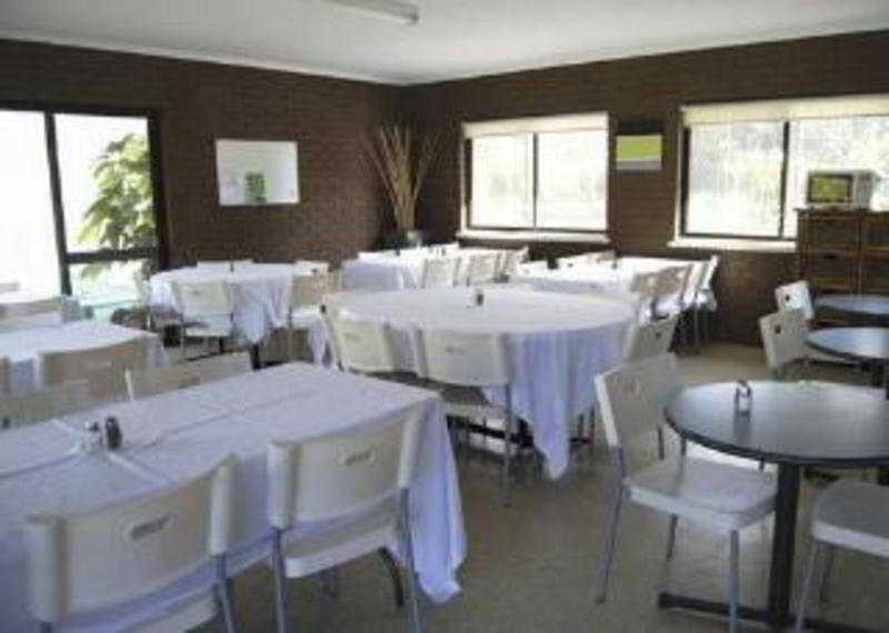 Barooga Country Inn Motel