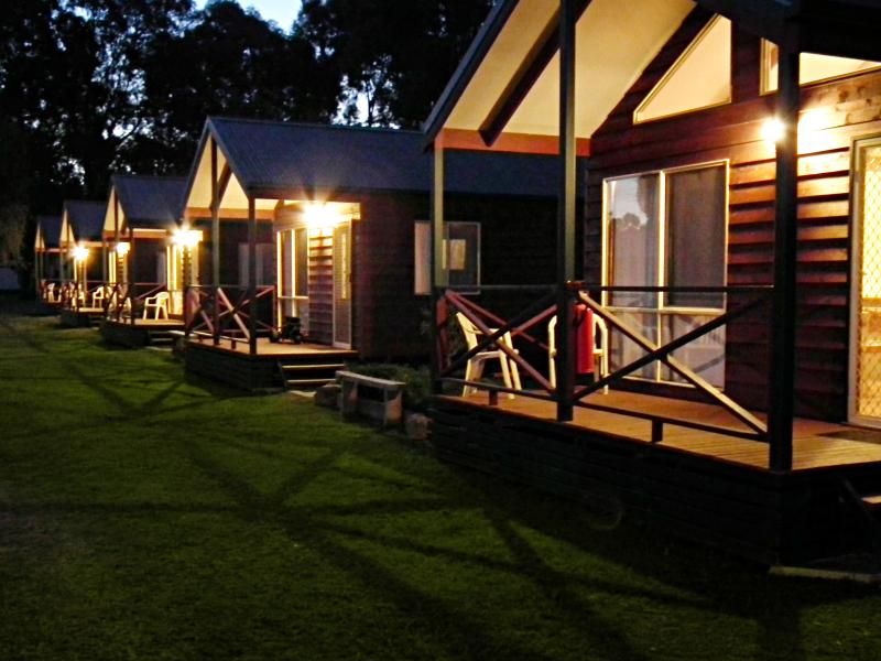 Barooga Country Inn Motel