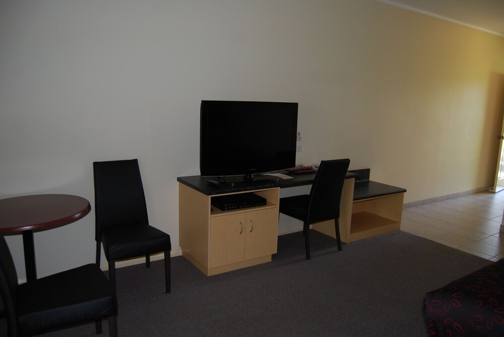 Sportsmans Motor Inn