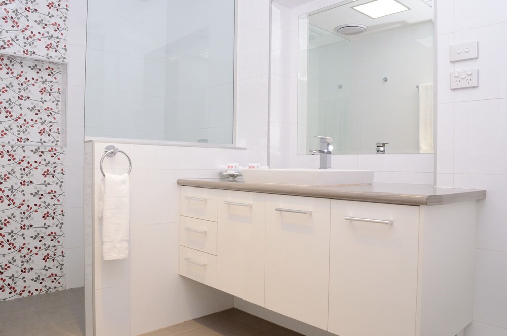 Sportsmans Motor Inn