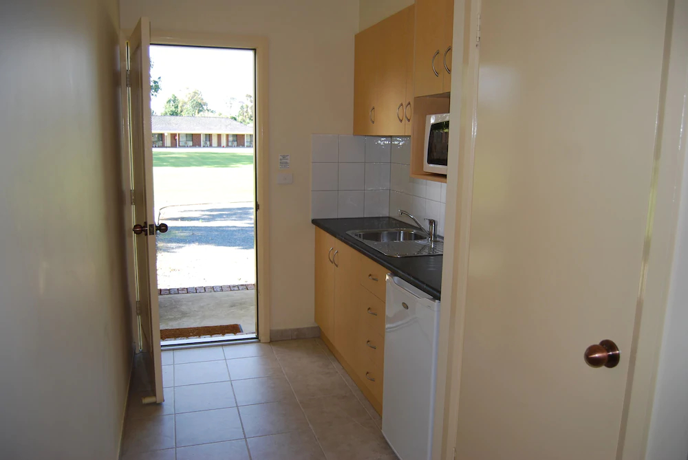 Sportsmans Motor Inn