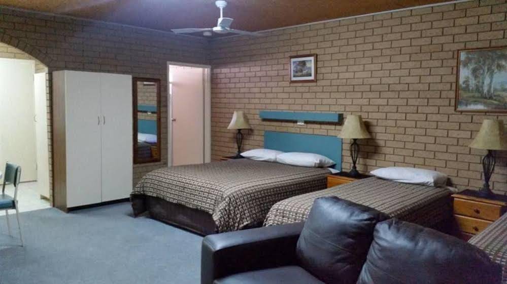 Sunrise Motel