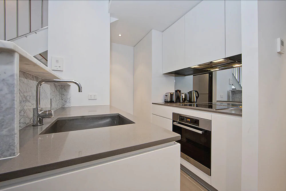 Accommodate Canberra - Realm