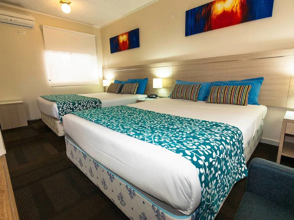 Bay Executive Motel