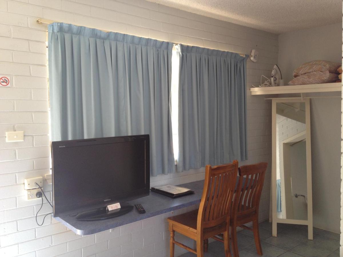 Beach Drive Motel