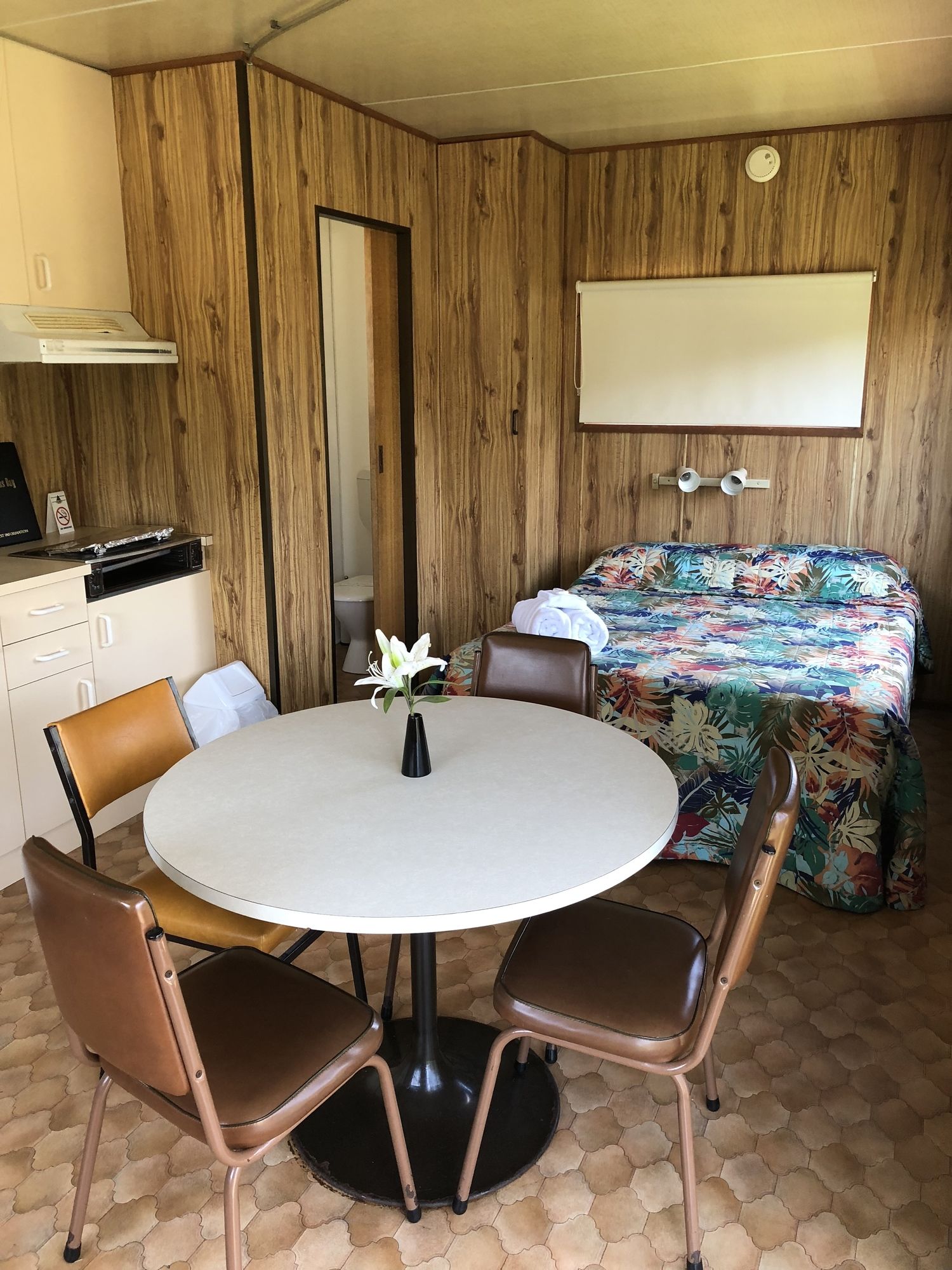 Pleasurelea Tourist Resort & Caravan Park