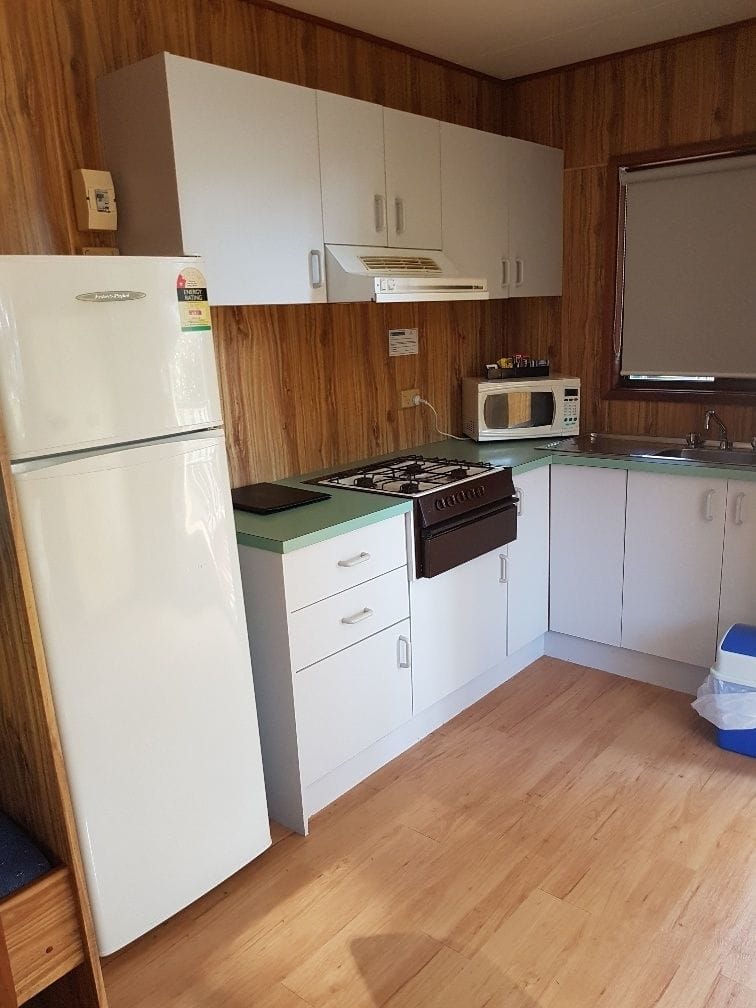Pleasurelea Tourist Resort & Caravan Park