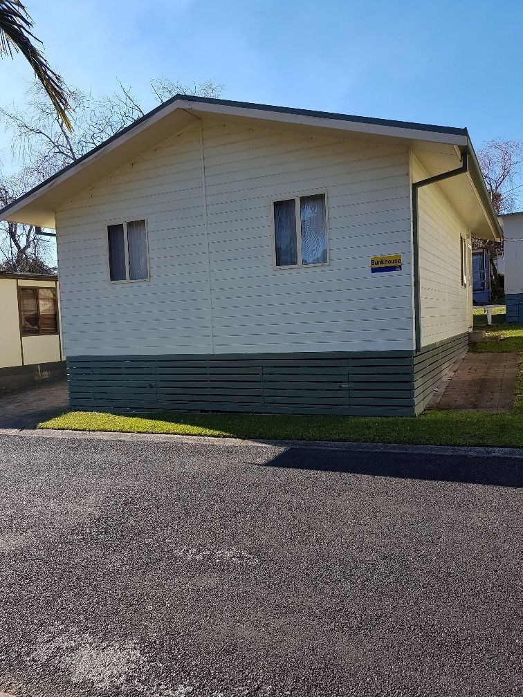 Pleasurelea Tourist Resort & Caravan Park