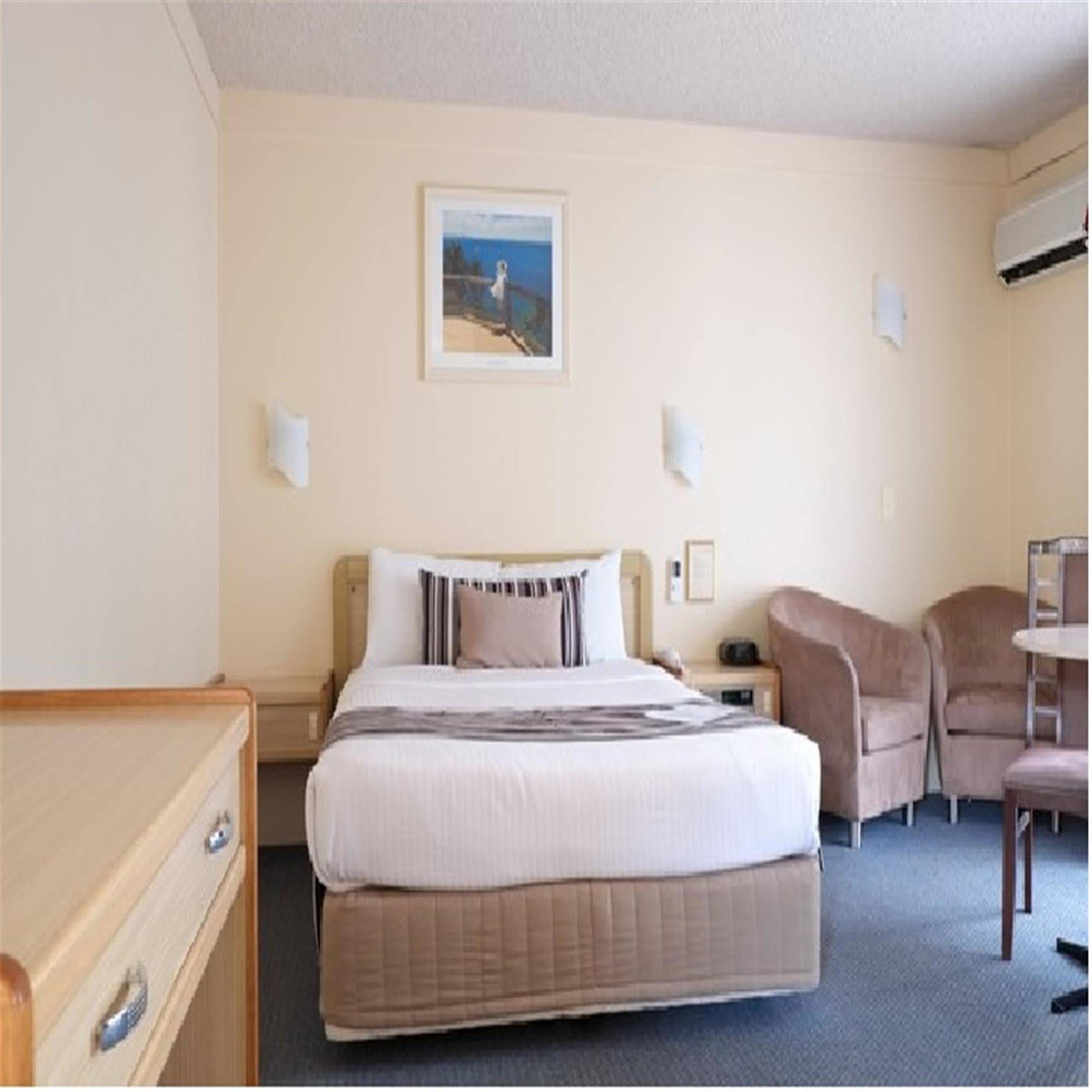 The Reef Motor Inn