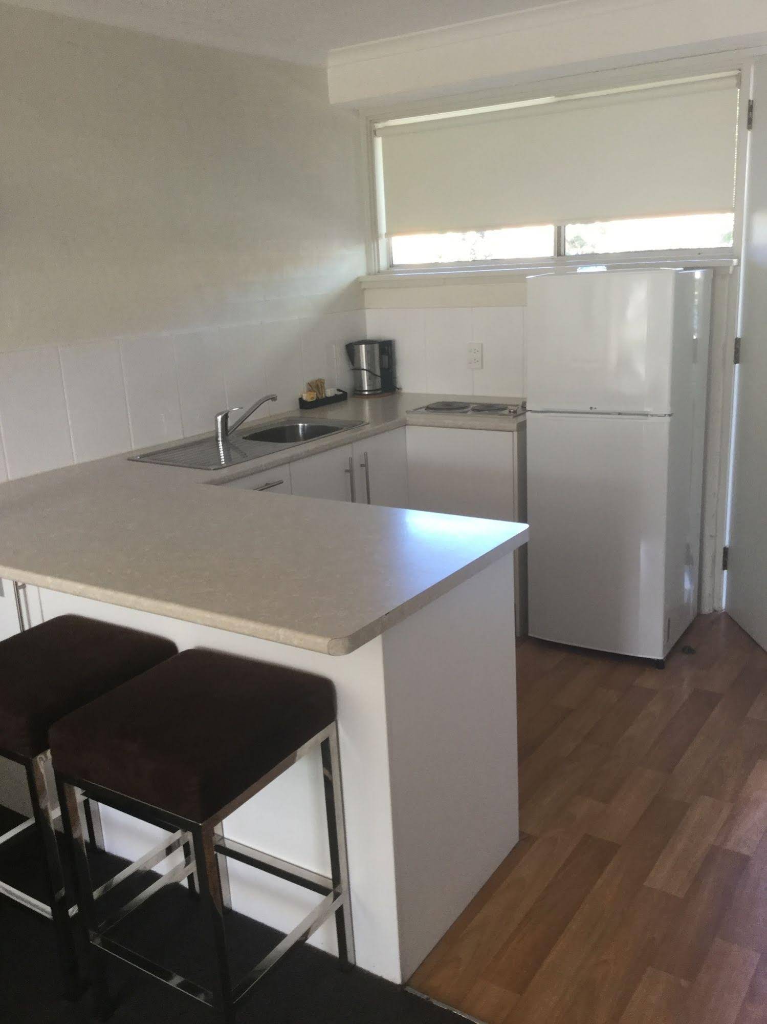 Bathurst Apartments