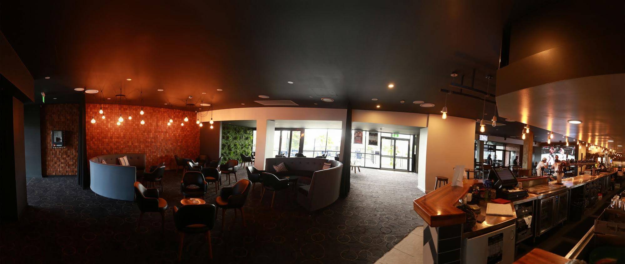 Gunyah Hotel