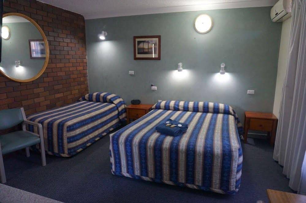 Lakeview Motor Inn