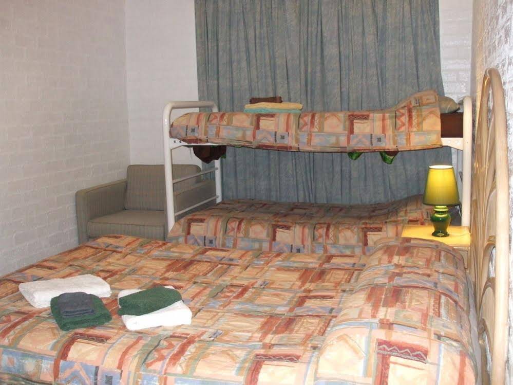 Snowdream Motel
