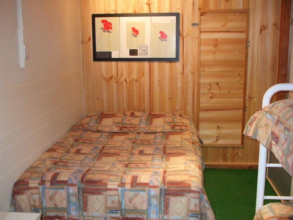 Snowdream Motel