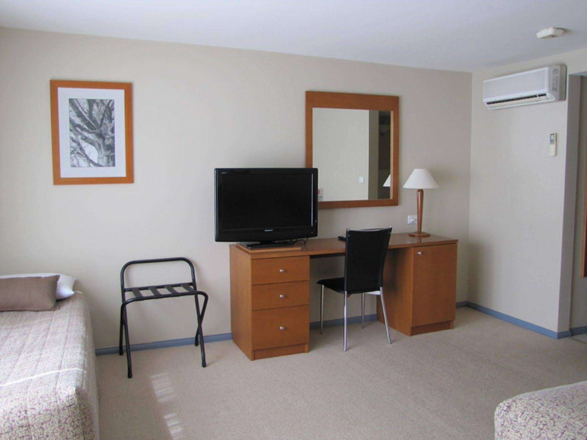 Berry Village Boutique Motel