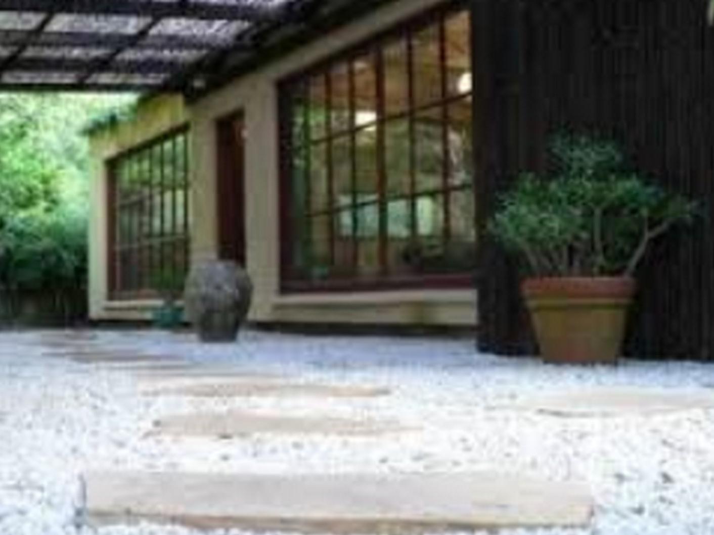 Kanimbla View - The Clifftop Retreat