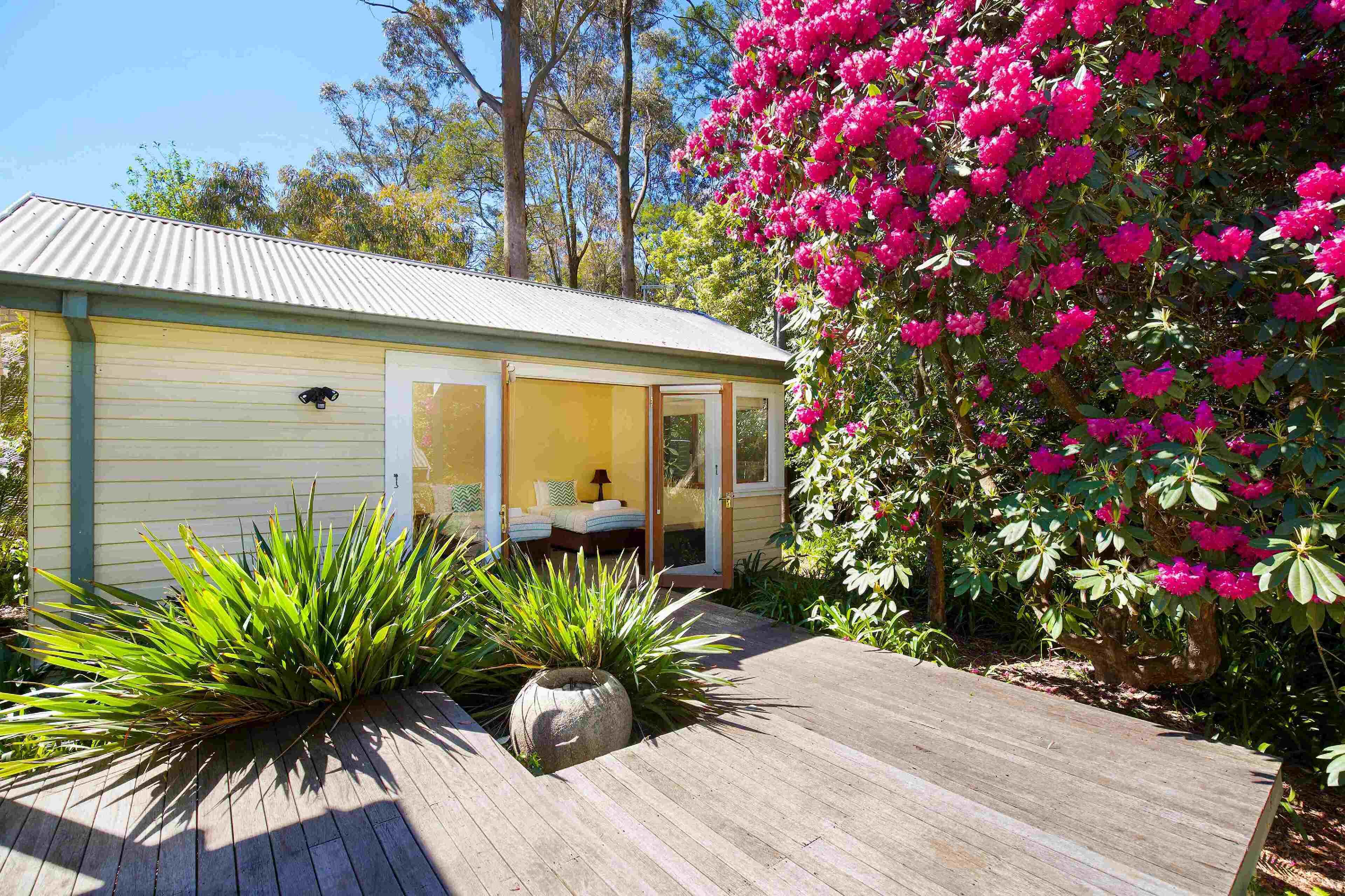 Stonewall Cottage and Studio