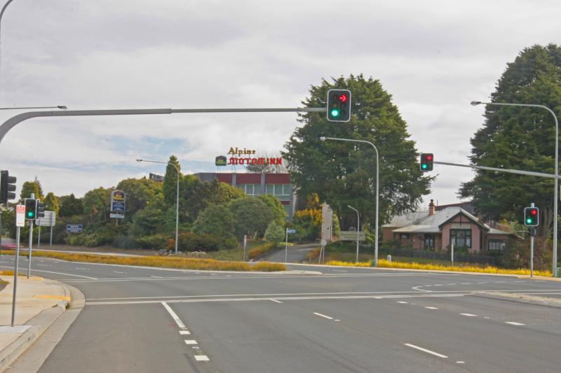 Alpine Motor Inn