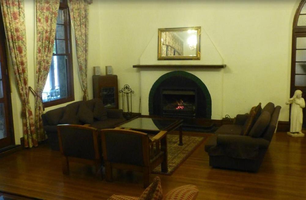 Jenolan Caves House