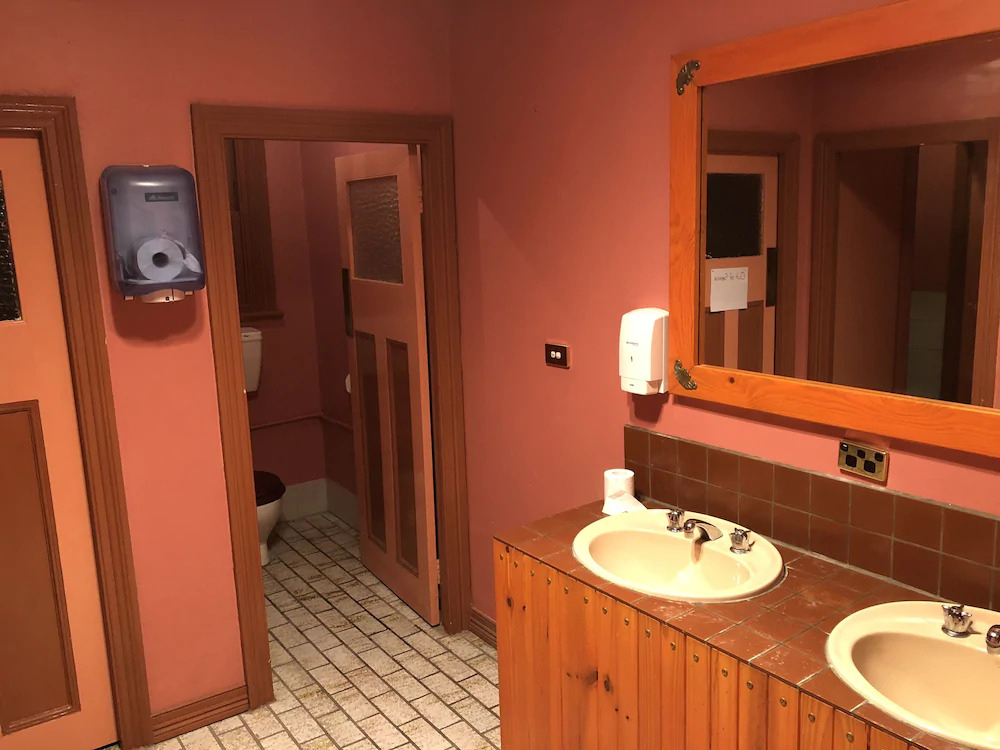 Victoria And Albert Guesthouse
