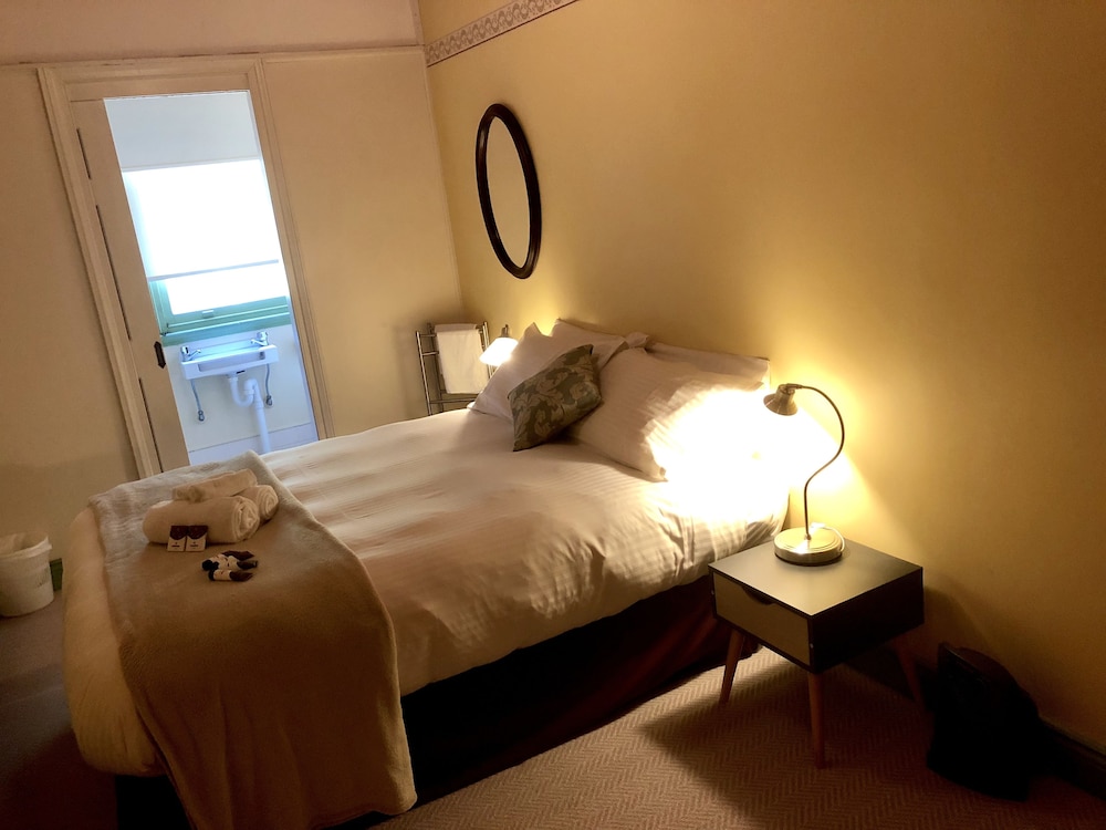 Victoria And Albert Guesthouse
