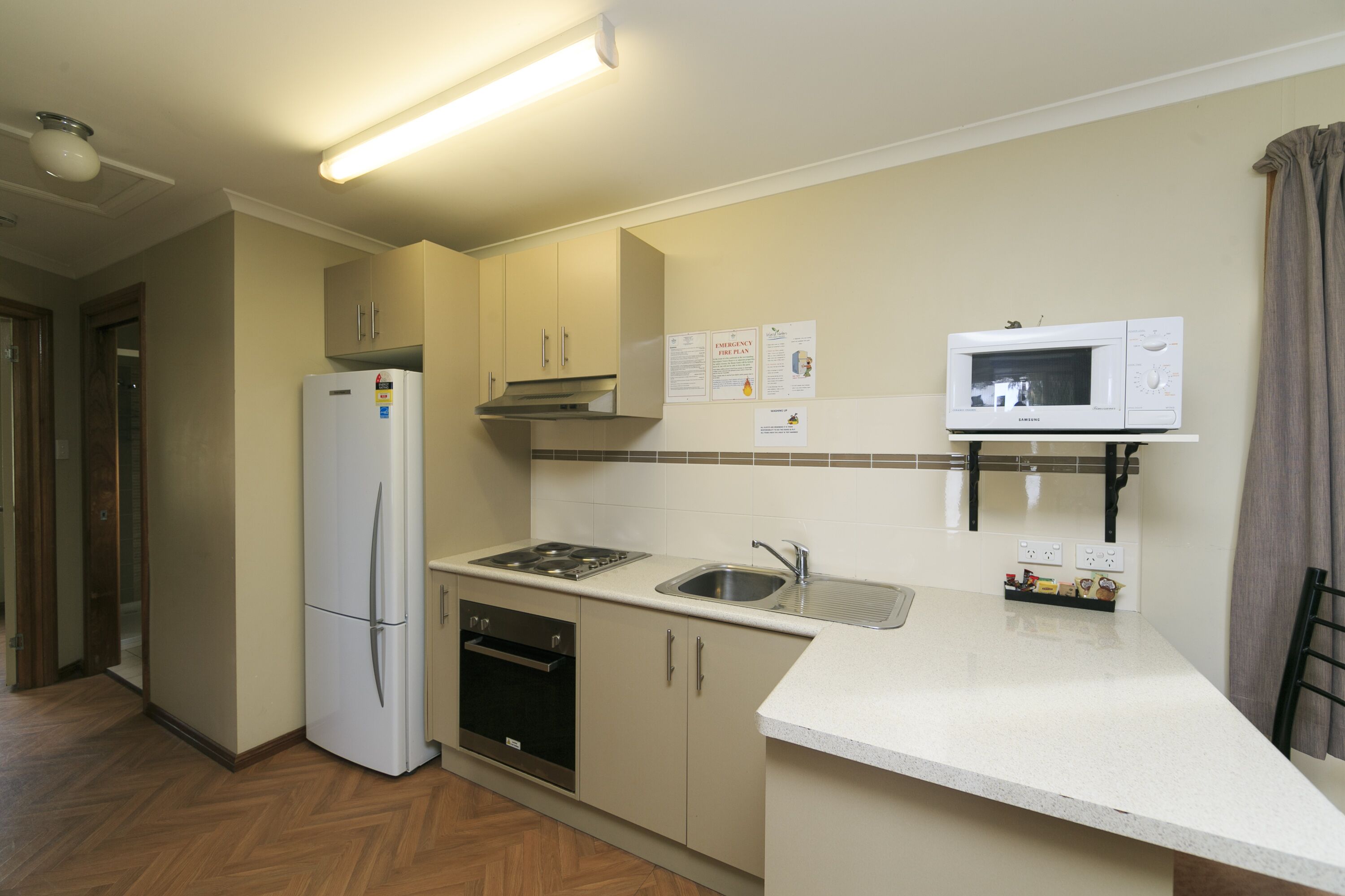 Reflections Burrinjuck Waters Holiday & Caravan Park