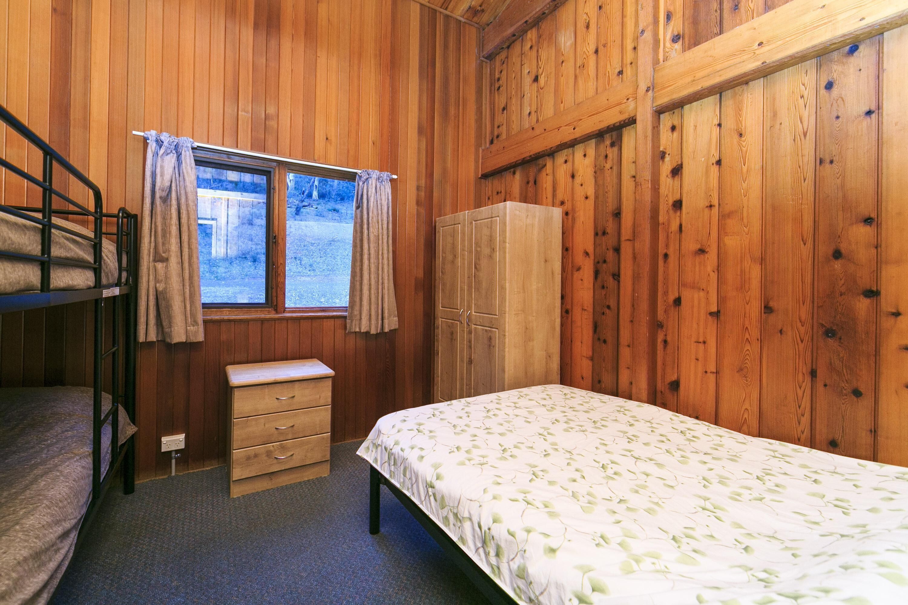 Reflections Burrinjuck Waters Holiday & Caravan Park