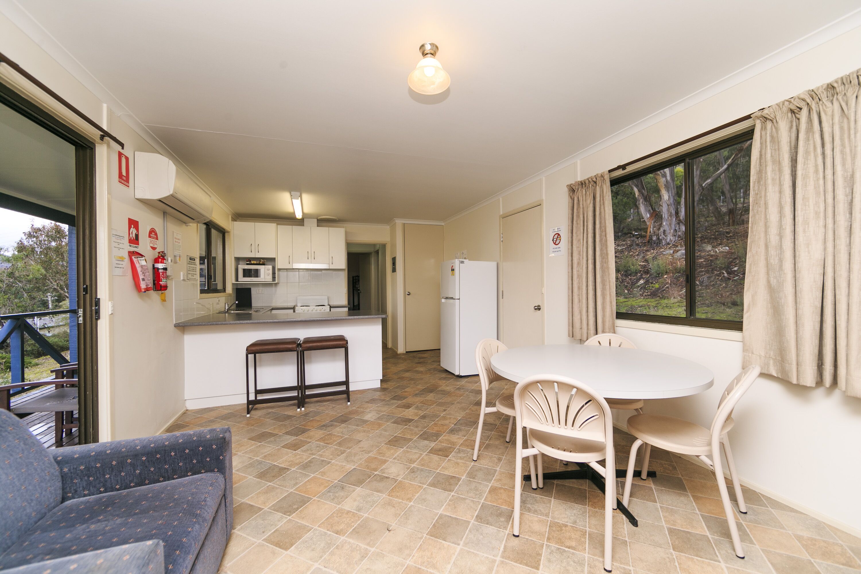 Reflections Burrinjuck Waters Holiday & Caravan Park