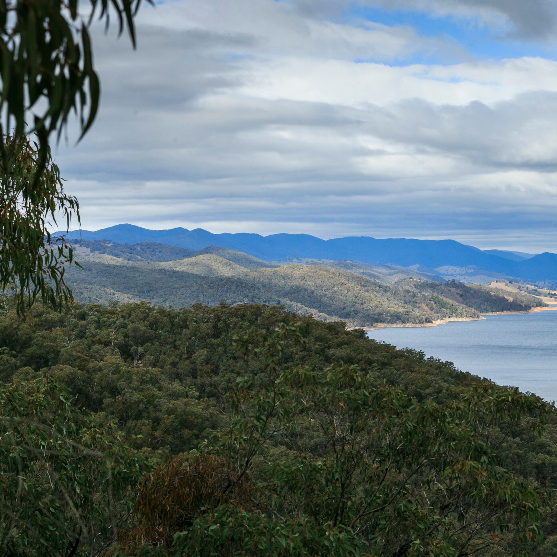 Reflections Burrinjuck Waters Holiday & Caravan Park