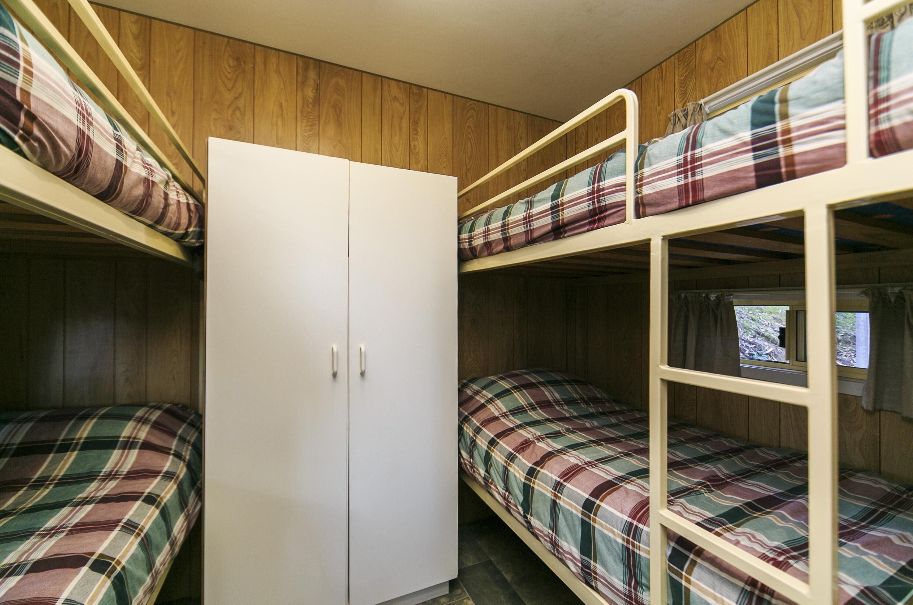 Reflections Burrinjuck Waters Holiday & Caravan Park