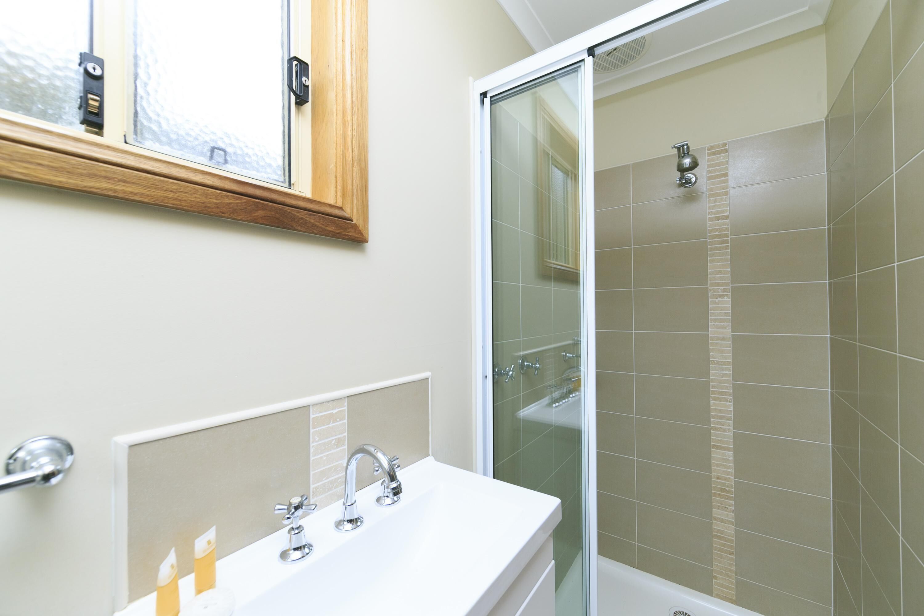 Reflections Burrinjuck Waters Holiday & Caravan Park