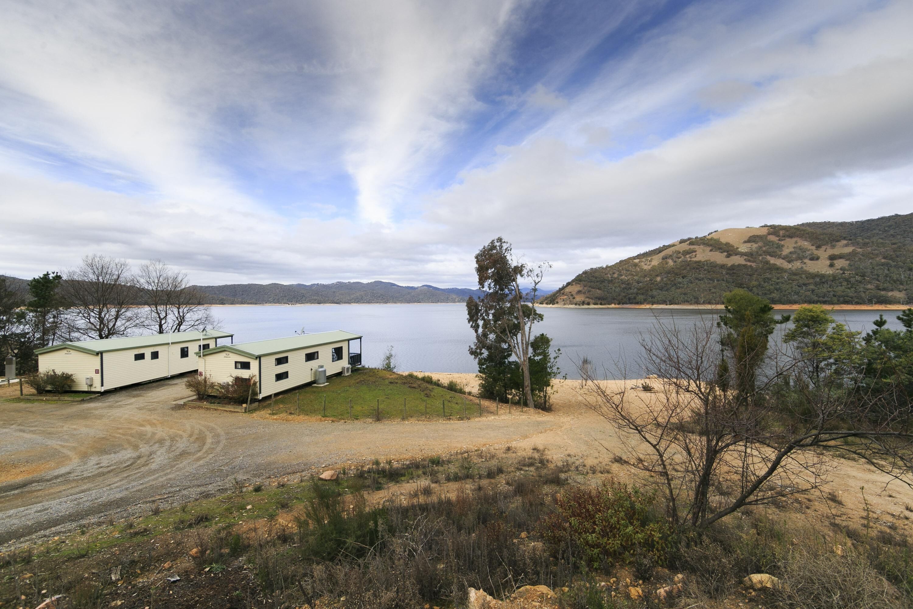 Reflections Burrinjuck Waters Holiday & Caravan Park