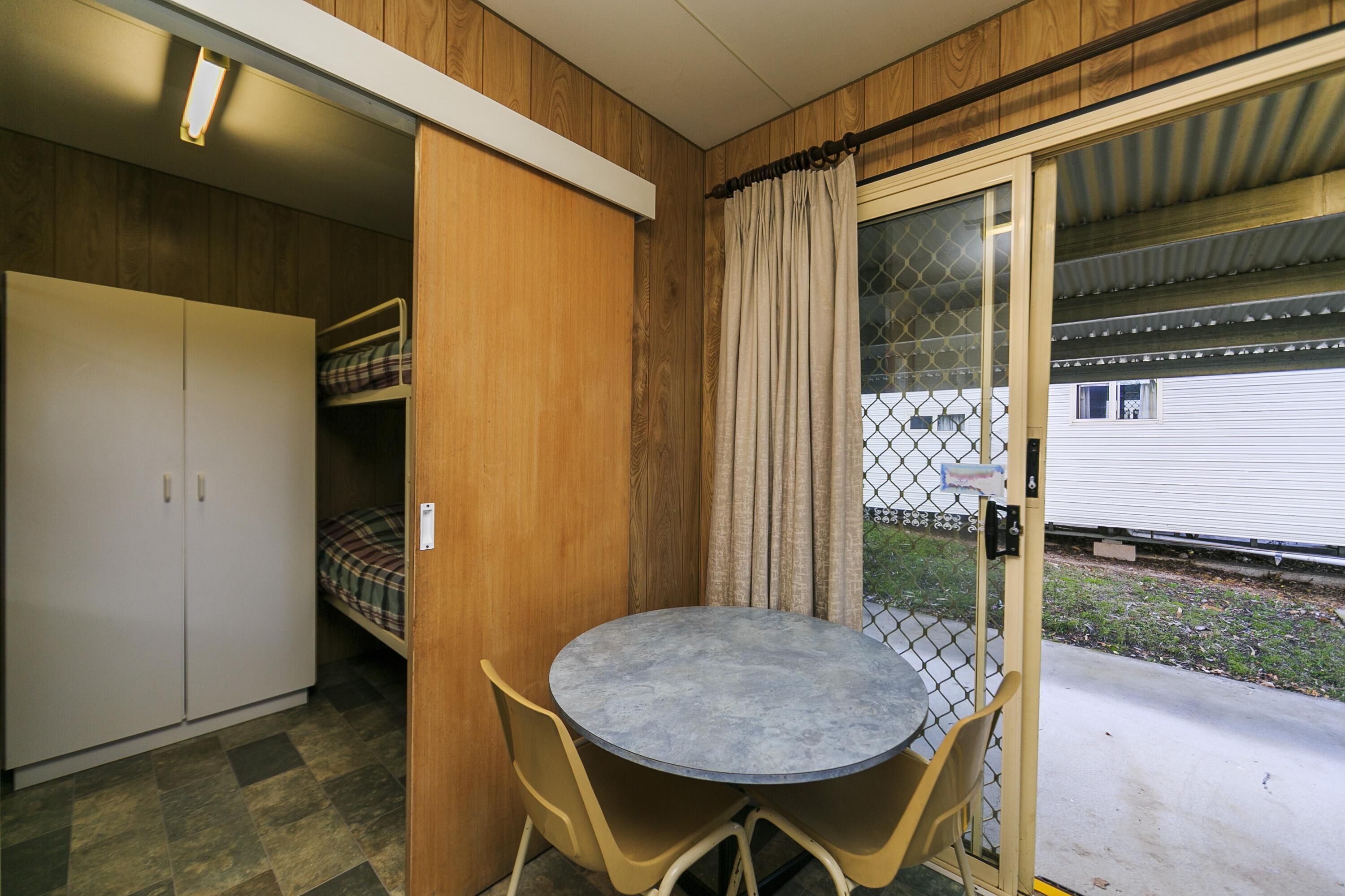 Reflections Burrinjuck Waters Holiday & Caravan Park