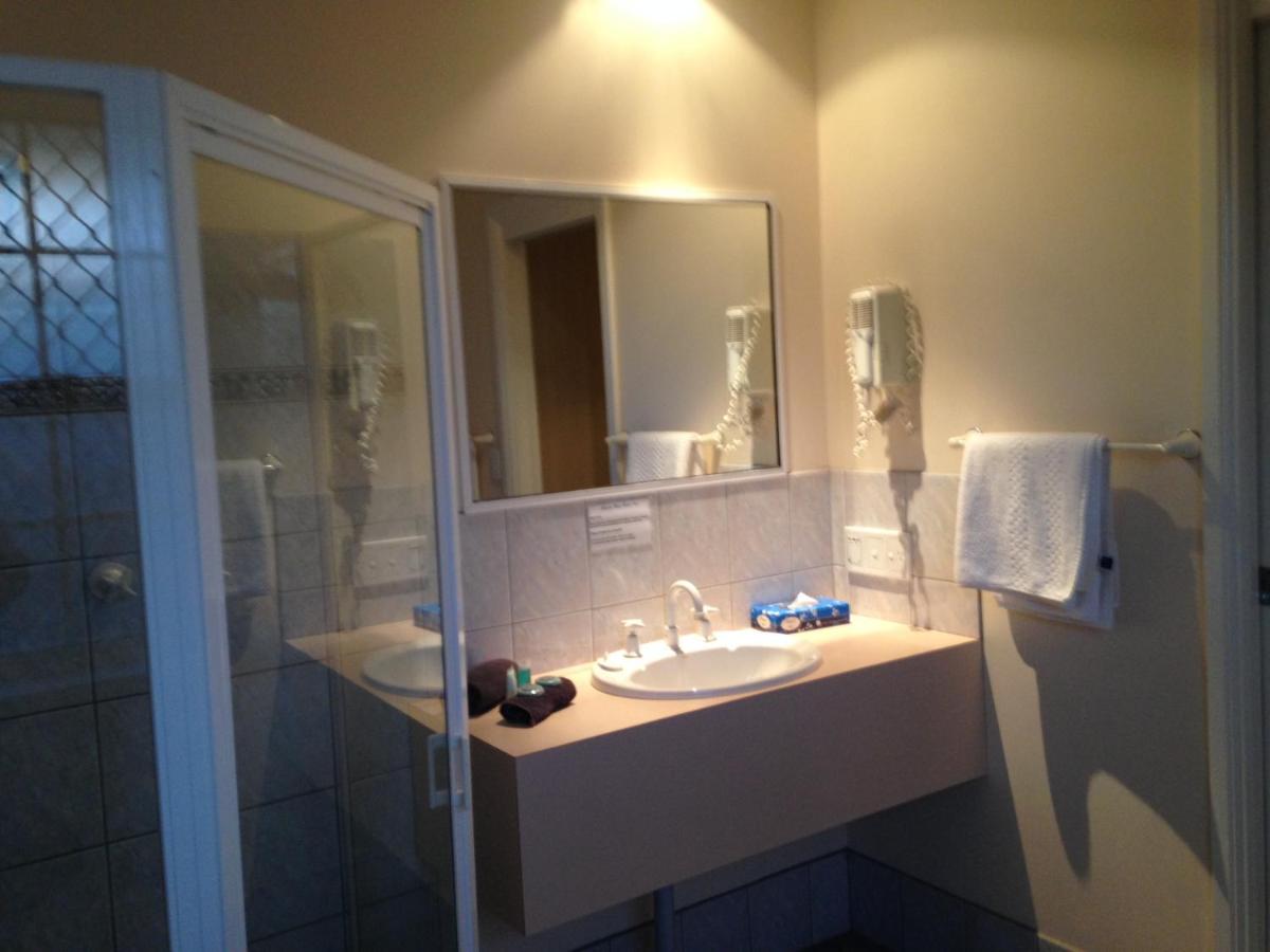 Charles Rasp Motor Inn & Cottages Broken Hill
