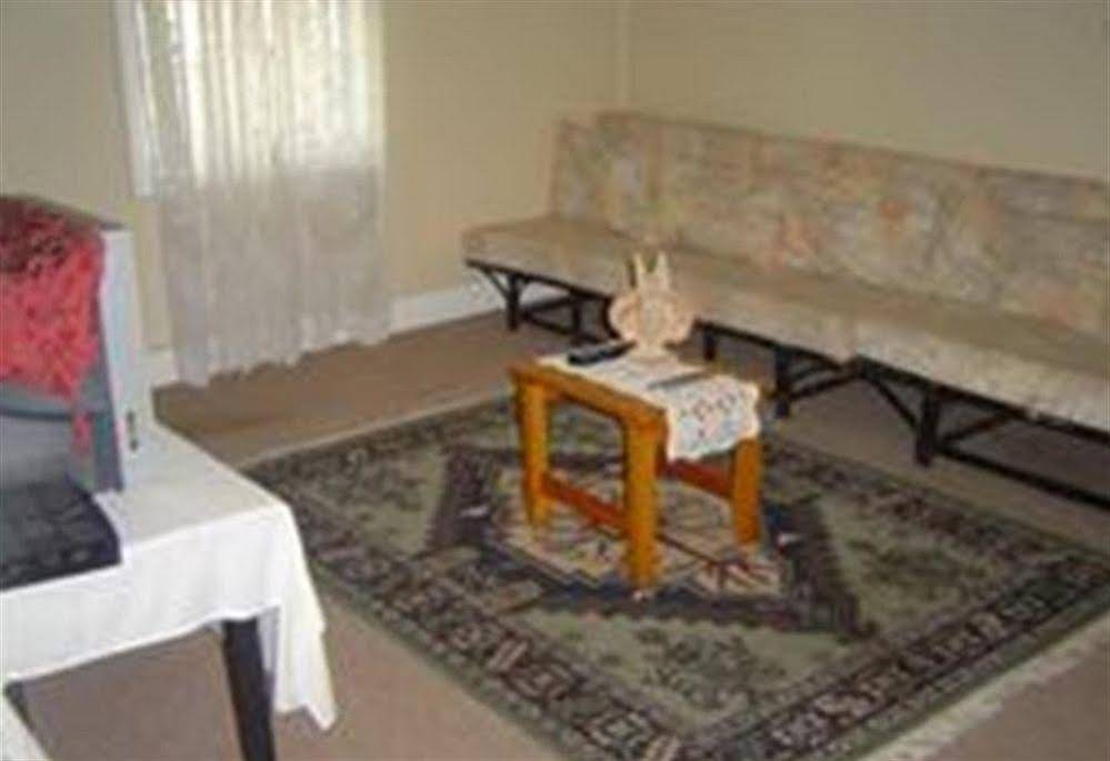 Cora's Gypsum Cottage