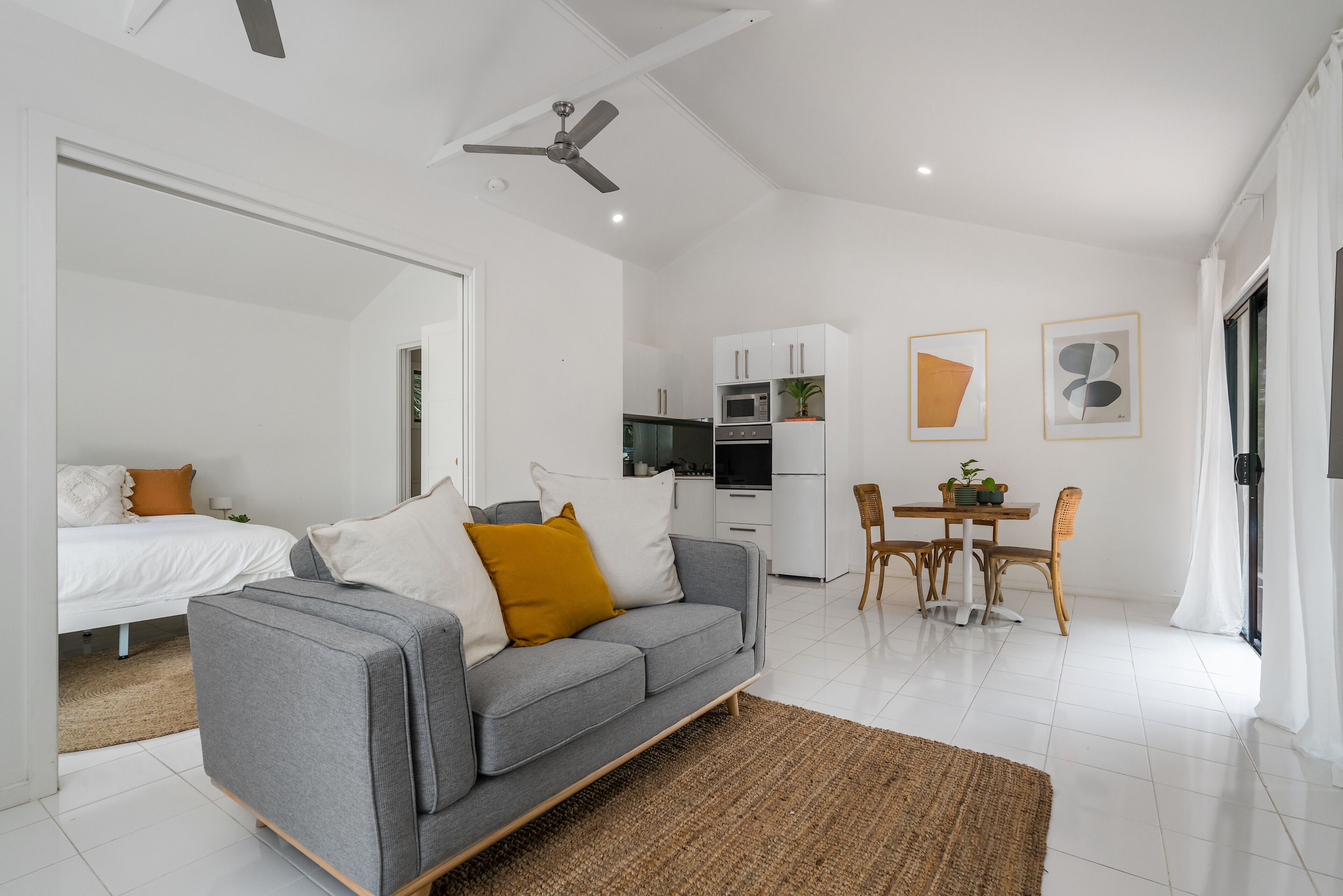 Your Luxury Escape - Little Farm House & Cottages