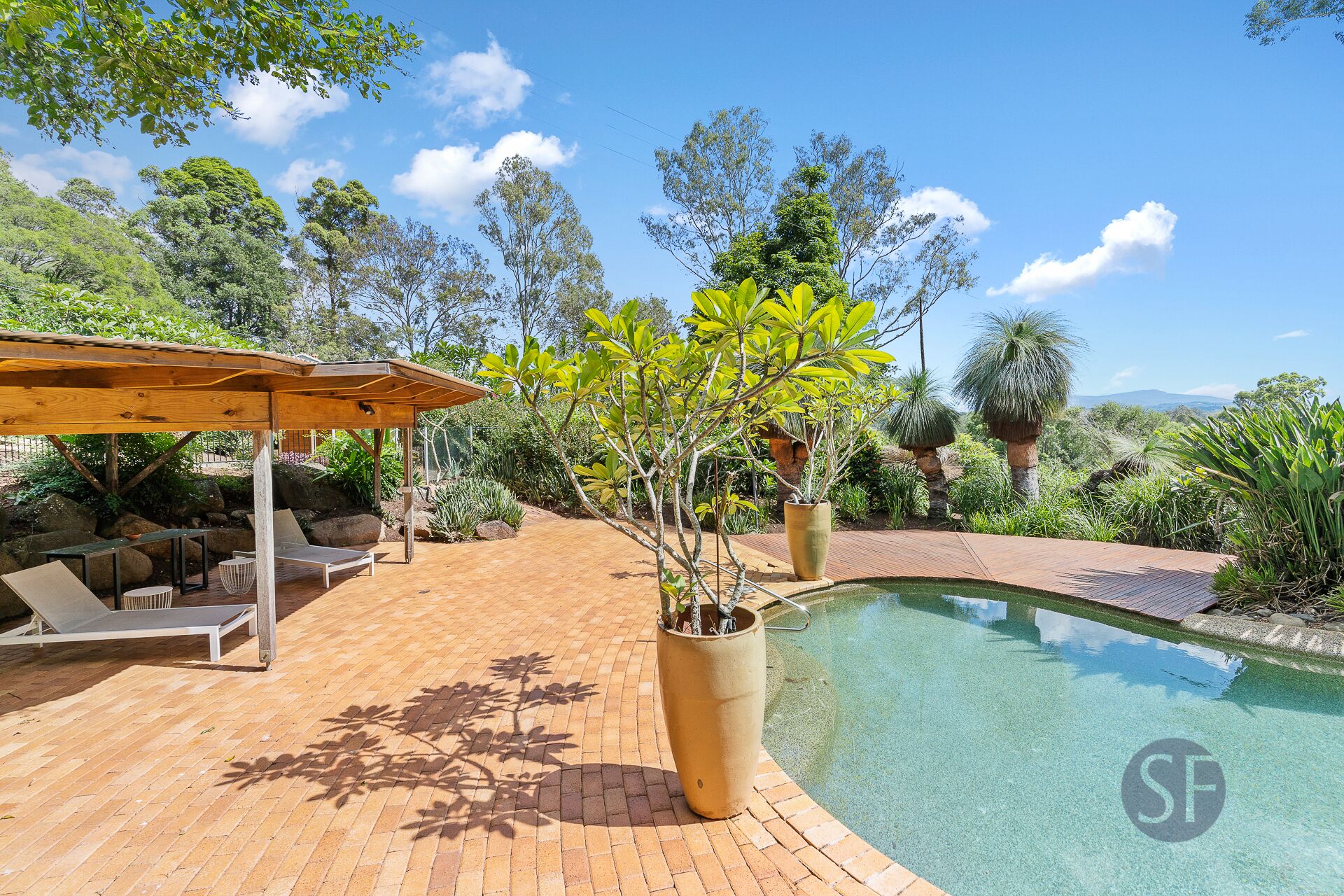 Your Luxury Escape - Little Farm House & Cottages