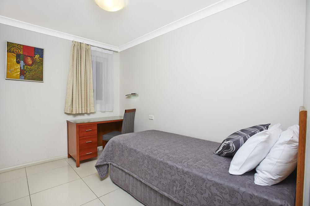 Comfort Inn & Suites Burwood