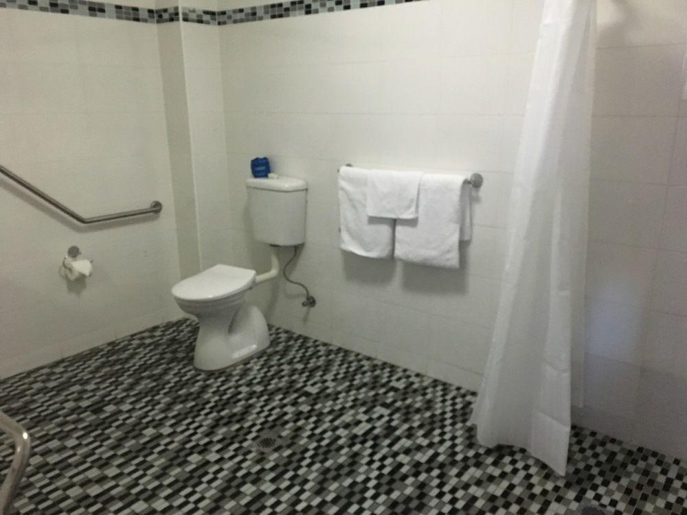 Comfort Inn & Suites Burwood
