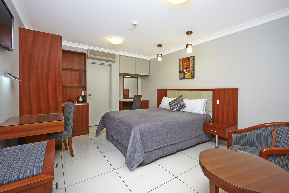 Comfort Inn & Suites Burwood