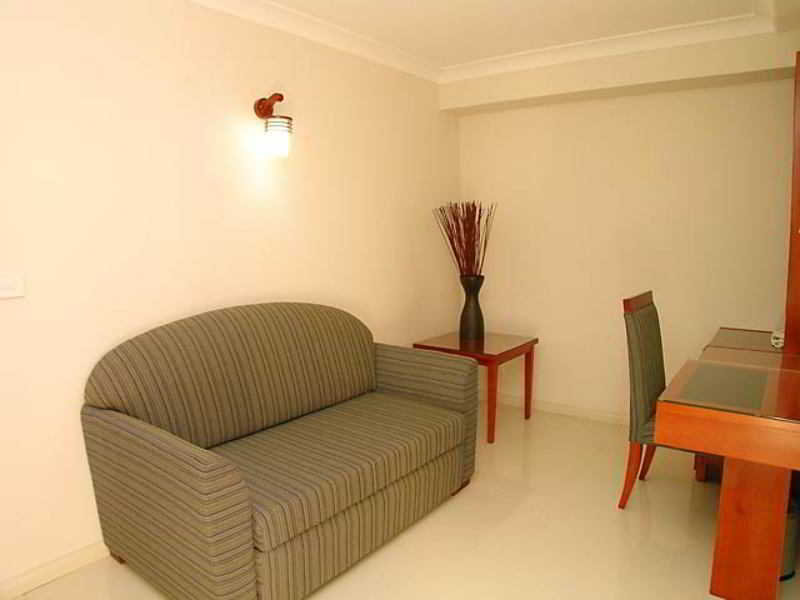 Comfort Inn & Suites Burwood