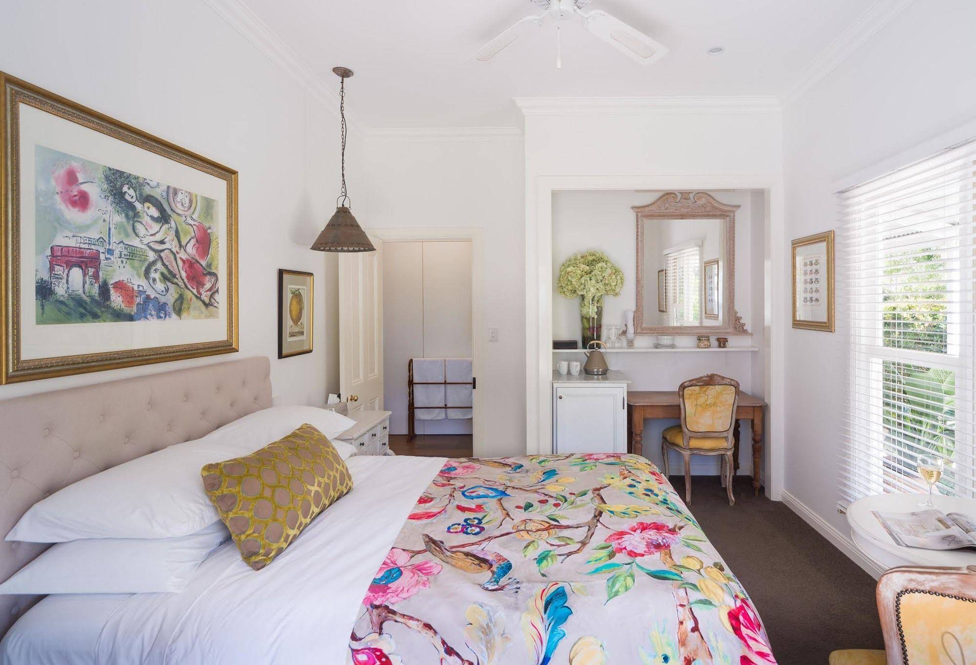 Abelia House Bed and Breakfast