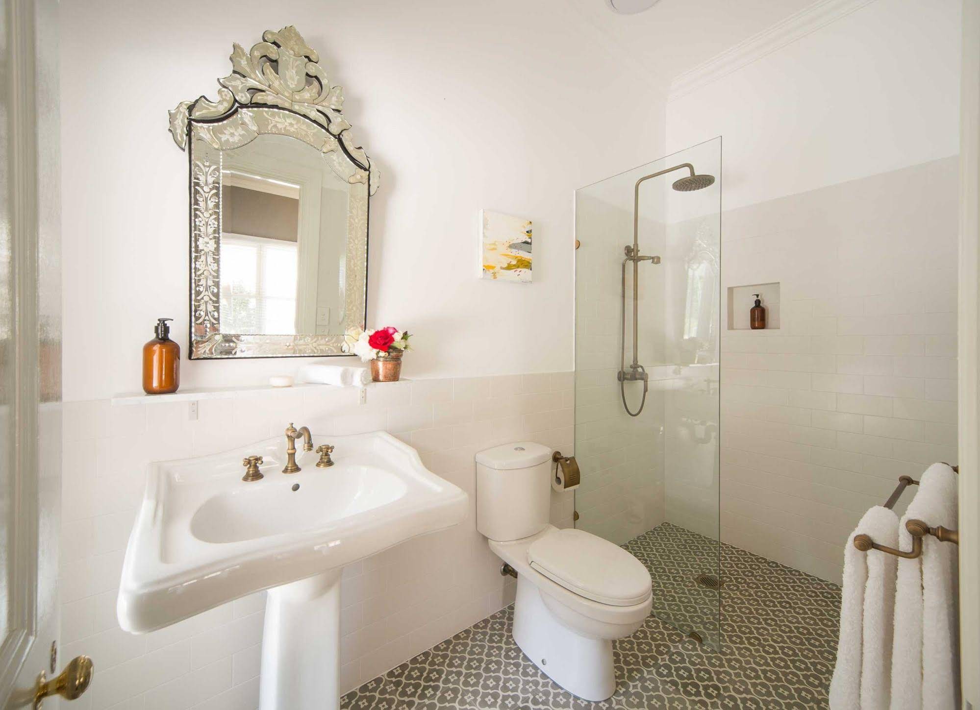 Abelia House Bed and Breakfast