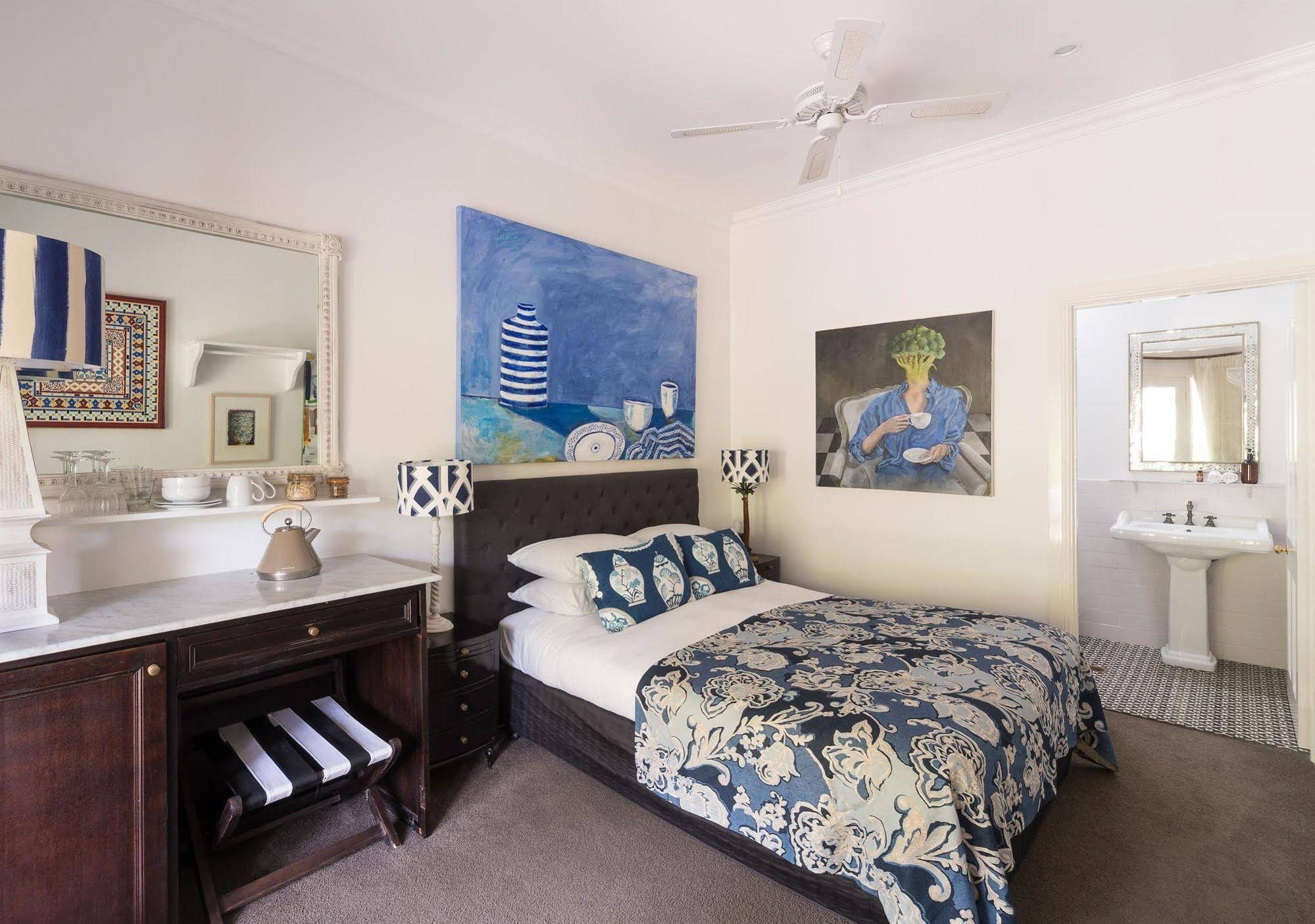 Abelia House Bed and Breakfast