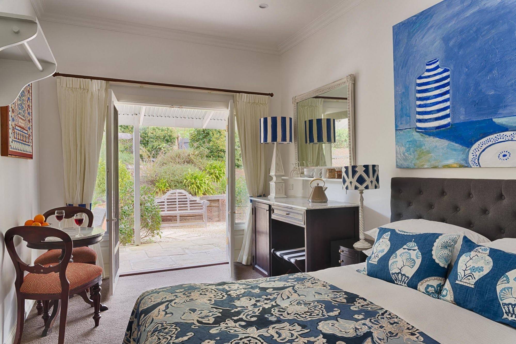 Abelia House Bed and Breakfast
