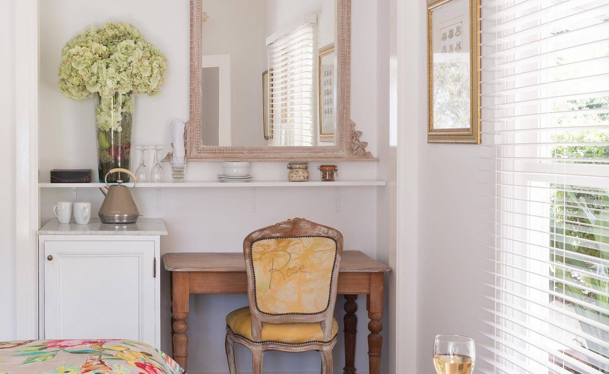 Abelia House Bed and Breakfast