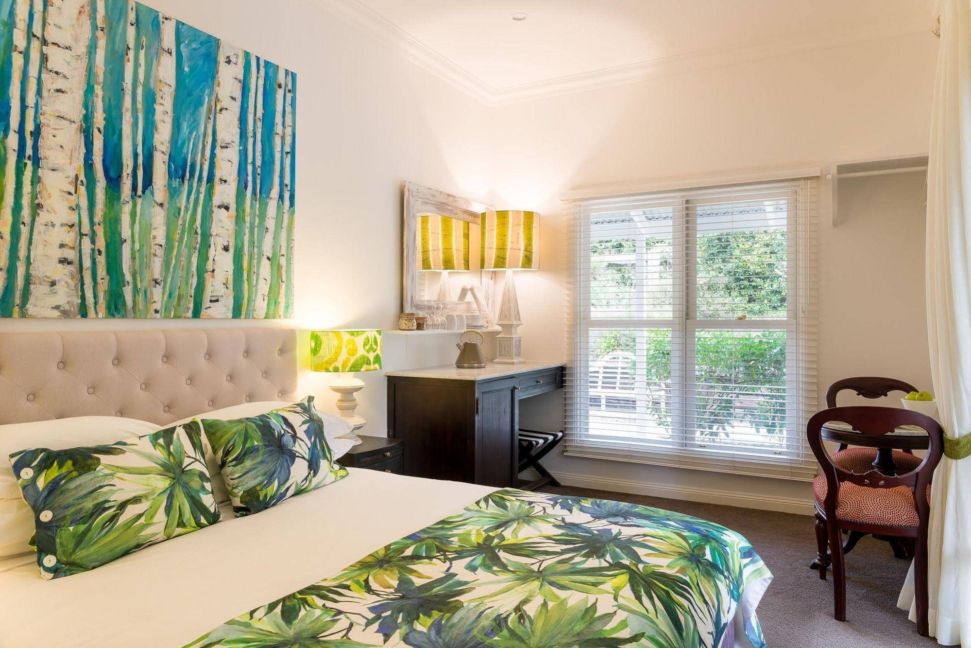 Abelia House Bed and Breakfast